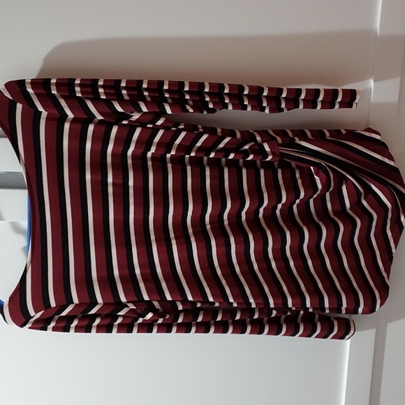 Maternity top - Picture 1 of 5